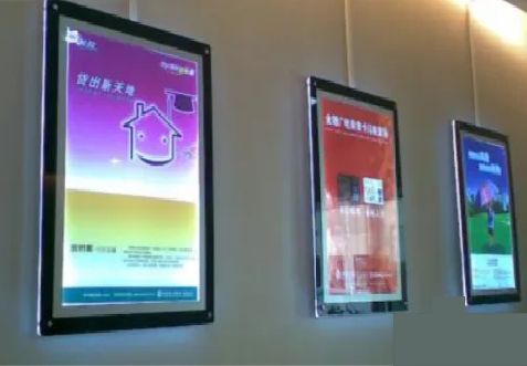 武胜什么是超薄灯箱?